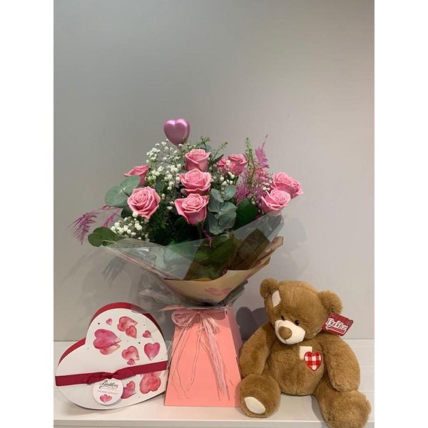 Valentines Dozen Pink Roses Bouquet